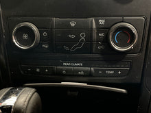 Load image into Gallery viewer, Temperature Controls Ford Explorer 2018 - NW434749
