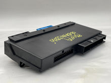 Load image into Gallery viewer, BODY CONTROL MODULE BCM COMPUTER 323i 325ci 325i 330ci 330i 330xi 2006 - NW29306
