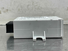 Load image into Gallery viewer, BODY CONTROL MODULE COMPUTER BMW X3 07 08 09 10 - NW434963
