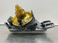 Load image into Gallery viewer, Fog Light Xc90 03 04 05 06 07 08 09 10 Left - NW83812
