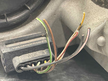 Load image into Gallery viewer, [INVENTORYCAR_YEAR_MAKE_MODEL] HEADLIGHT LAMP ASSEMBLY Right - NW435633
