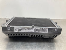 Load image into Gallery viewer, INFO-GPS SCREEN CLS550 CLS63 E350 E550 E63 10 11 12 13 - NW495678
