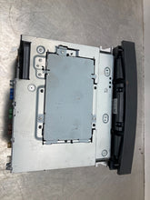 Load image into Gallery viewer, RADIO E250 Van E300 E350 E400 E550 E63 2012 12 2015 15 - NW435711
