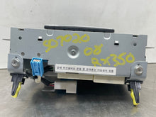 Load image into Gallery viewer, Info-Gps Screen  LEXUS RX350 2008 - NW436080
