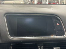 Load image into Gallery viewer, INFO-GPS SCREEN Audi A5 Q5 Q7 SQ5 09 10 11 12 13 14 15 16 - NW436077
