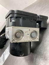 Load image into Gallery viewer, ABS ANTI-LOCK BRAKE PUMP Jetta Passat 2015 15 2016 16 2017 17 - NW436355
