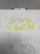 Load image into Gallery viewer, RADIO RECEIVER A5 A6 S6 Touareg 10 11 12 13 14 15 16 17 - NW437202
