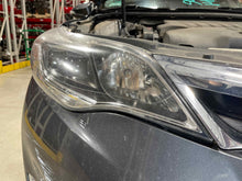 Load image into Gallery viewer, HEADLIGHT LAMP ASSEMBLY Avalon 2013 13 2014 14 2015 15 Right - NW437589
