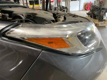 Load image into Gallery viewer, HEADLIGHT LAMP ASSEMBLY Avalon 2013 13 2014 14 2015 15 Right - NW437589
