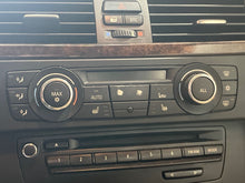Load image into Gallery viewer, TEMPERATURE CONTROLS BMW 328i 335i 07 08 09 10 - NW438017
