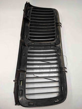 Load image into Gallery viewer, GRILL BMW 740i 750i 1988 88 1989 89 1990 90 91 92 93 94 - NW98254
