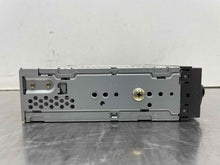 Load image into Gallery viewer, Radio Saab 9-2X 2005 05 2006 06 AM FM 6 cd unit - NW438101
