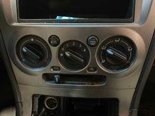 Load image into Gallery viewer, AC HEATER TEMP CONTROL Saab 9-2X 2005 05 2006 06 Manual - NW438020
