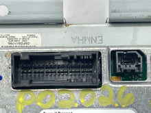 Load image into Gallery viewer, Info-Gps Screen Lincoln MKS 2015 - NW104539
