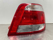 Load image into Gallery viewer, TAIL LIGHT LAMP ASSEMBLY Saab 9-2x 2005 05 2006 06 Right - NW438170
