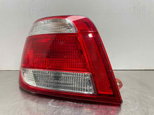 Load image into Gallery viewer, TAIL LIGHT LAMP ASSEMBLY Saab 9-2x 2005 05 2006 06 Left - NW438171
