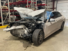 Load image into Gallery viewer, Engine Motor  MERCEDES E-CLASS 2014 - NW437942
