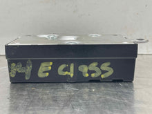 Load image into Gallery viewer, FUEL PUMP CONTROL MODULE COMPUTER B250 E250 Van CLA45 CLS400 12-20 - NW437881
