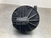 Load image into Gallery viewer, AIR INJECTION PUMP SMOG Mercedes CLK550 E350 SL550 S450 S550 06 07 08 09 10 11 - NW438242

