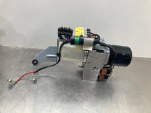 Load image into Gallery viewer, CONVERTIBLE TOP MOTOR CLK320 CLK350 CLK500 CLK55 CLK550 CLK63 04-09 - NW438318
