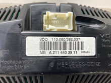Load image into Gallery viewer, SPEEDOMETER CLUSTER E300 E320 E350 E550 E63 2009 09 - NW438579
