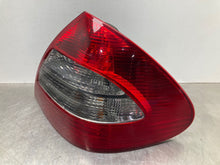Load image into Gallery viewer, TAIL LIGHT LAMP ASSEMBLY E350 E550 E280 E300 E320 E63 07-09 Right - NW438601
