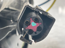 Load image into Gallery viewer, Suspension Air Compressor Pump Lincoln Navigator 2010 - NW8326
