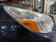 Load image into Gallery viewer, HEADLIGHT LAMP ASSEMBLY Subaru Legacy 2013 13 2014 14 Right - NW438901
