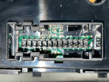 Load image into Gallery viewer, FRONT TEMPERATURE CONTROLS Ford Focus 2015 15 2016 16 2017 17 - NW439469

