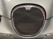 Load image into Gallery viewer, GRILLE Jaguar S Type 2005 05 2006 06 2007 07 2008 08 - NW439466
