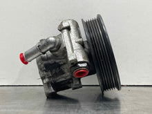 Load image into Gallery viewer, POWER STEERING PUMP F-Type Vanden Pl XF XFR XJ XJL XJR XK XKR 10-15 - NW439689
