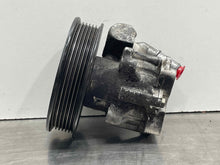 Load image into Gallery viewer, POWER STEERING PUMP F-Type Vanden Pl XF XFR XJ XJL XJR XK XKR 10-15 - NW439689
