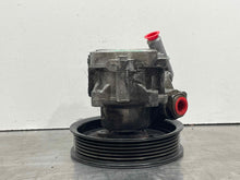Load image into Gallery viewer, POWER STEERING PUMP F-Type Vanden Pl XF XFR XJ XJL XJR XK XKR 10-15 - NW439689
