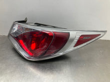 Load image into Gallery viewer, OUTER TAIL LIGHT LAMP Sonata Sonata Hybrid 11 12 13 14 15 Right - NW440745
