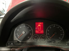 Load image into Gallery viewer, SPEEDOMETER INSTRUMENT CLUSTER GAUGES Volkswagen EOS 2008 08 - NW440683
