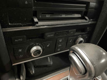 Load image into Gallery viewer, FRONT TEMPERATURE CONTROLS Audi Q7 2013 13 2014 14 2015 15 - NW440346
