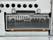 Load image into Gallery viewer, Radio Ford Taurus 2012 - NW135529
