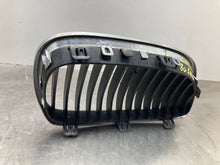 Load image into Gallery viewer, Grille  BMW 328I 2008 - NW441509
