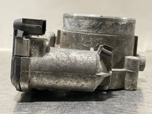 Load image into Gallery viewer, THROTTLE BODY Porsche Cayenne Panamera 2003 03 04 05 06 08 09 10 11 12 13 - NW441662
