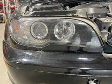 Load image into Gallery viewer, HEADLIGHT LAMP ASSEMBLY 325ci 325i 330ci 330i 330xi 04-06 Right - NW441520
