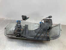 Load image into Gallery viewer, HEADLIGHT LAMP ASSEMBLY Silverado 1500 Pickup Silverado 2500 99-06 Left - NW441870
