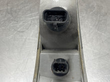 Load image into Gallery viewer, [INVENTORYCAR_YEAR_MAKE_MODEL] TURN SIGNAL LIGHT LAMP Right - NW562413
