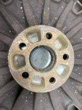Load image into Gallery viewer, WHEEL Volvo S60 V70 01 02 03 04 - 09 16x6.5 16 Spoke - NW201887
