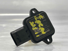 Load image into Gallery viewer, Mass Air Flow Sensor Meter MAF 135i 335i 528i 535i 535i Gt 640I 10-17 - NW4815
