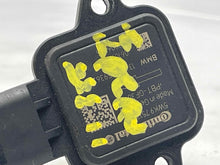 Load image into Gallery viewer, Mass Air Flow Sensor Meter MAF 135i 335i 528i 535i 535i Gt 640I 10-17 - NW4815
