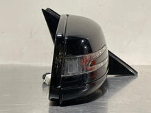 Load image into Gallery viewer, [INVENTORYCAR_YEAR_MAKE_MODEL] SIDE VIEW DOOR MIRROR Right - NW442527

