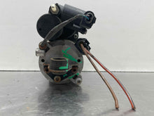 Load image into Gallery viewer, AIR RIDE COMPRESSOR CL550 CL600 CL63 CL65 S350 S400 S450 07-14 - NW442434
