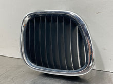 Load image into Gallery viewer, GRILLE BMW Z3 1996 96 1997 97 98 99 00 01 02 Right - NW442639
