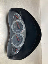 Load image into Gallery viewer, SPEEDOMETER CLUSTER Legacy 2005 05 - NW443105
