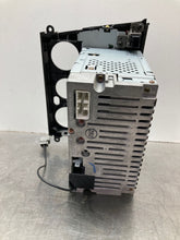 Load image into Gallery viewer, RADIO Subaru Legacy 2005 05 AM/FM/CD - NW443073
